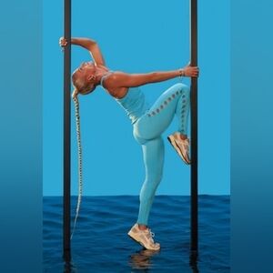 New Fabletics Leggings